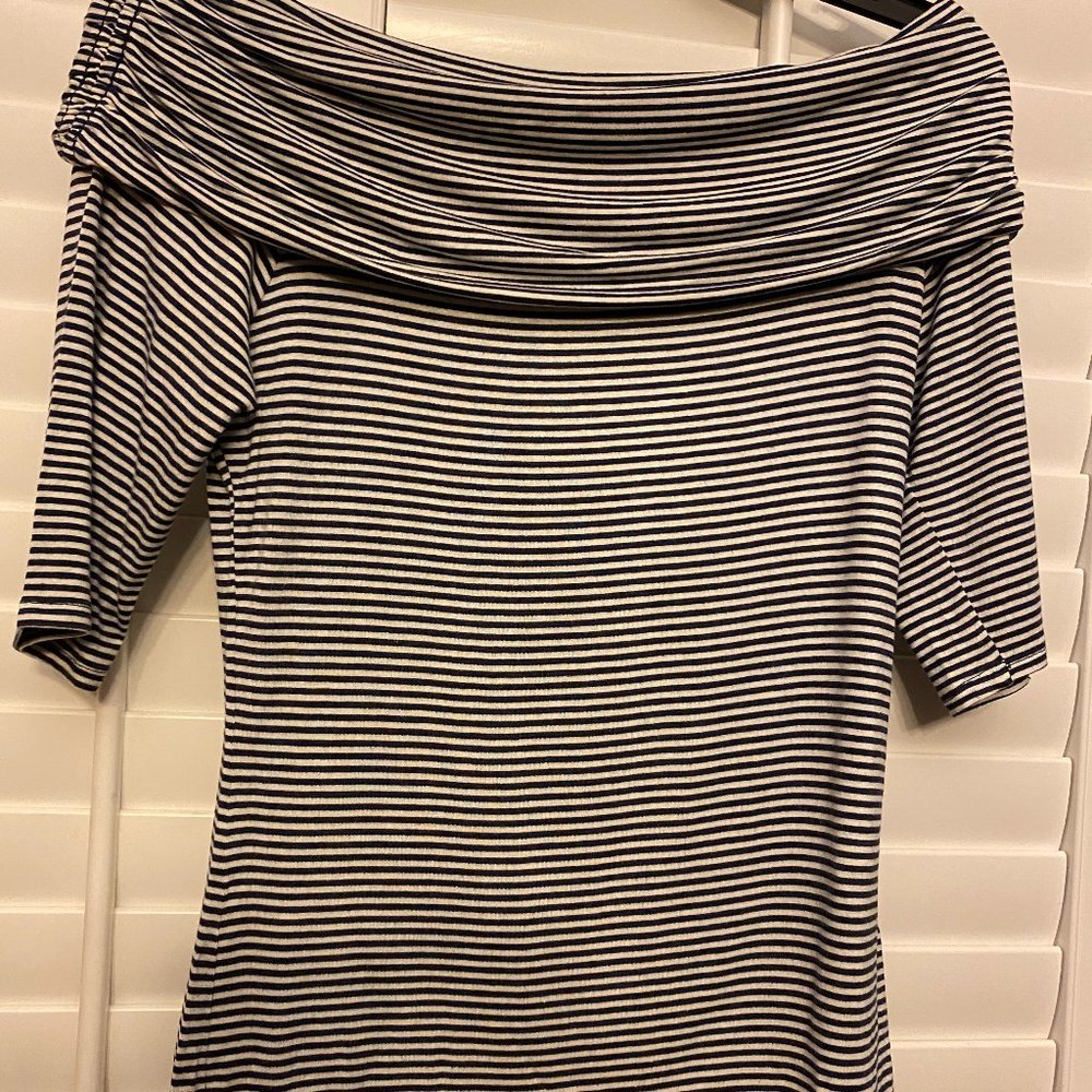 Max Studio off the shoulder  Nautical shirt - size Small